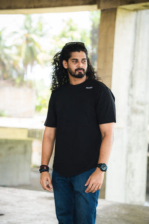 Strong.lk Bold Backdrop Oversized - Black image 1