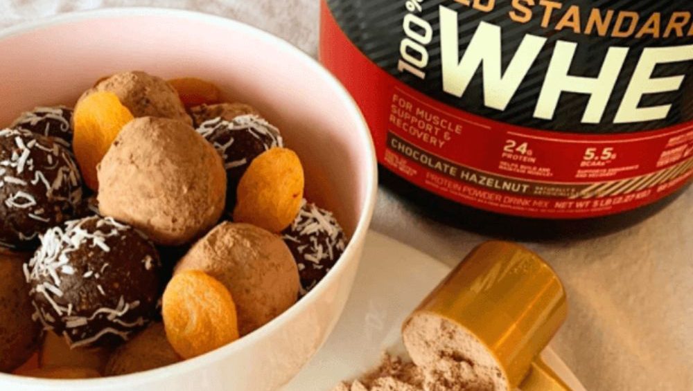 Quick and Delicious Chocolate Protein Balls